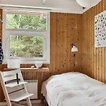 Authentic Idyll Near And Forest Feriehus *