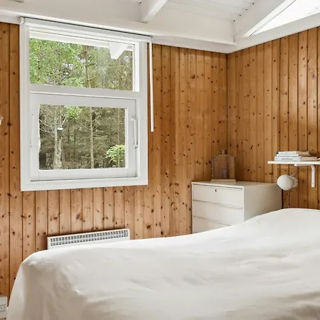 Vakantiehuis Authentic Idyll Near And Forest *