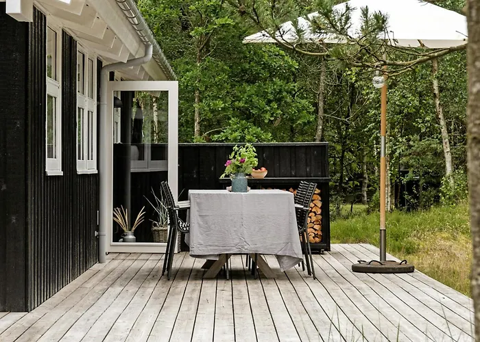 Semesterbostad Authentic Idyll Near And Forest
