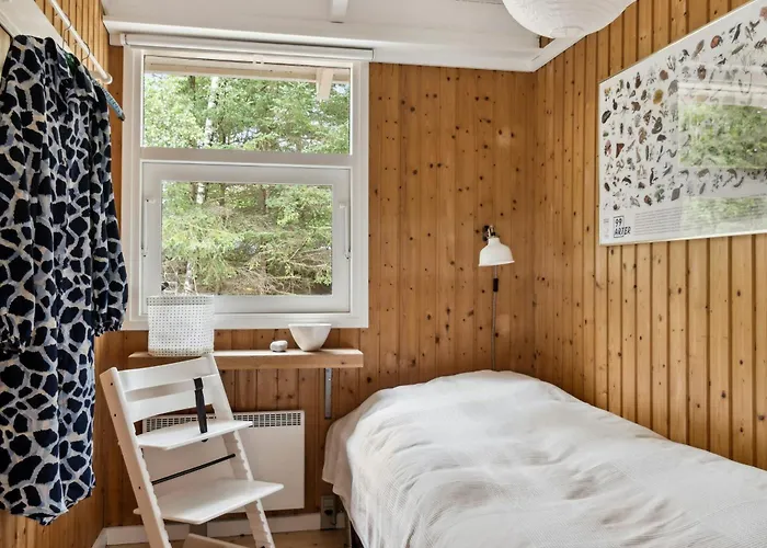 Authentic Idyll Near And Forest Semesterbostad *